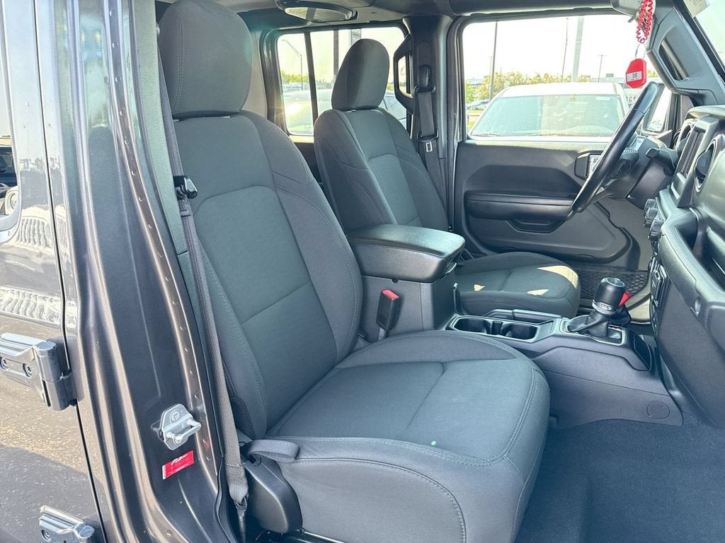 2020 Jeep Gladiator Sport S 4x4