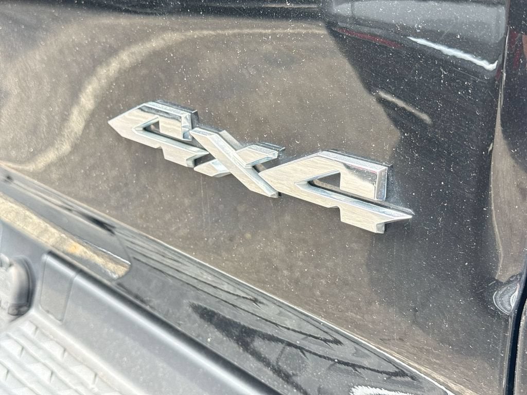 2023 RAM 1500 Laramie Crew Cab 4x4 5'7" Box