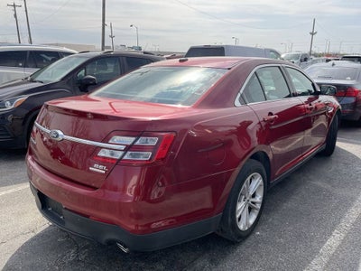 2018 Ford Taurus SEL