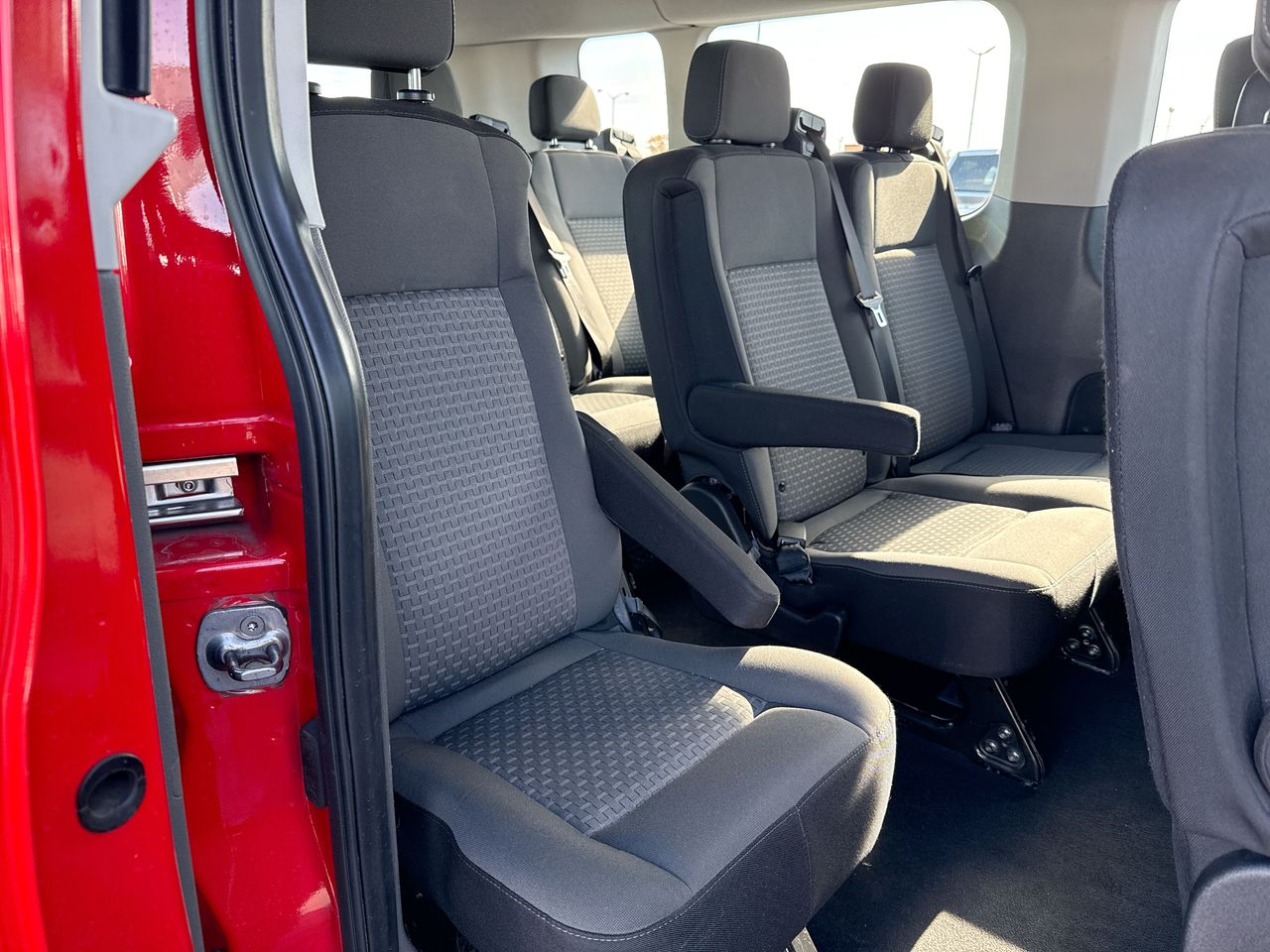 2022 Ford Transit Passenger Wagon XL