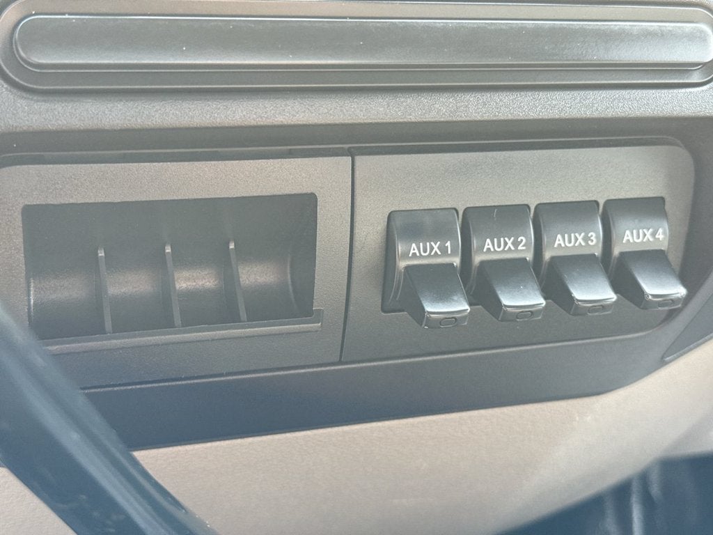 2008 Ford Super Duty F-550 DRW XL
