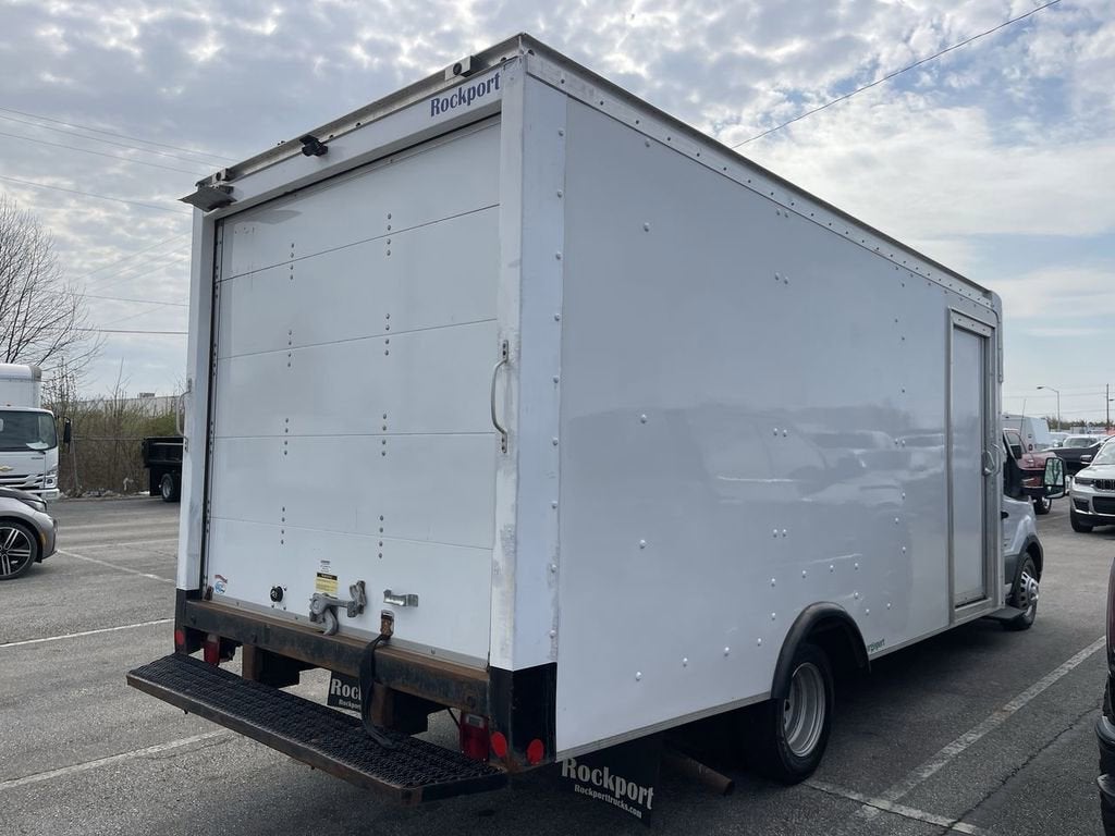 2020 Ford Transit Cutaway 138 WB