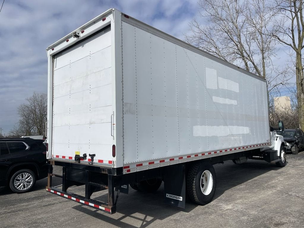2019 Ford Super Duty F-650 Straight NA