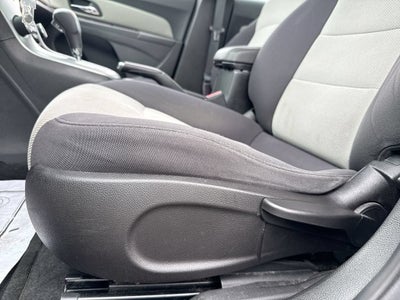 2013 Chevrolet Cruze LS