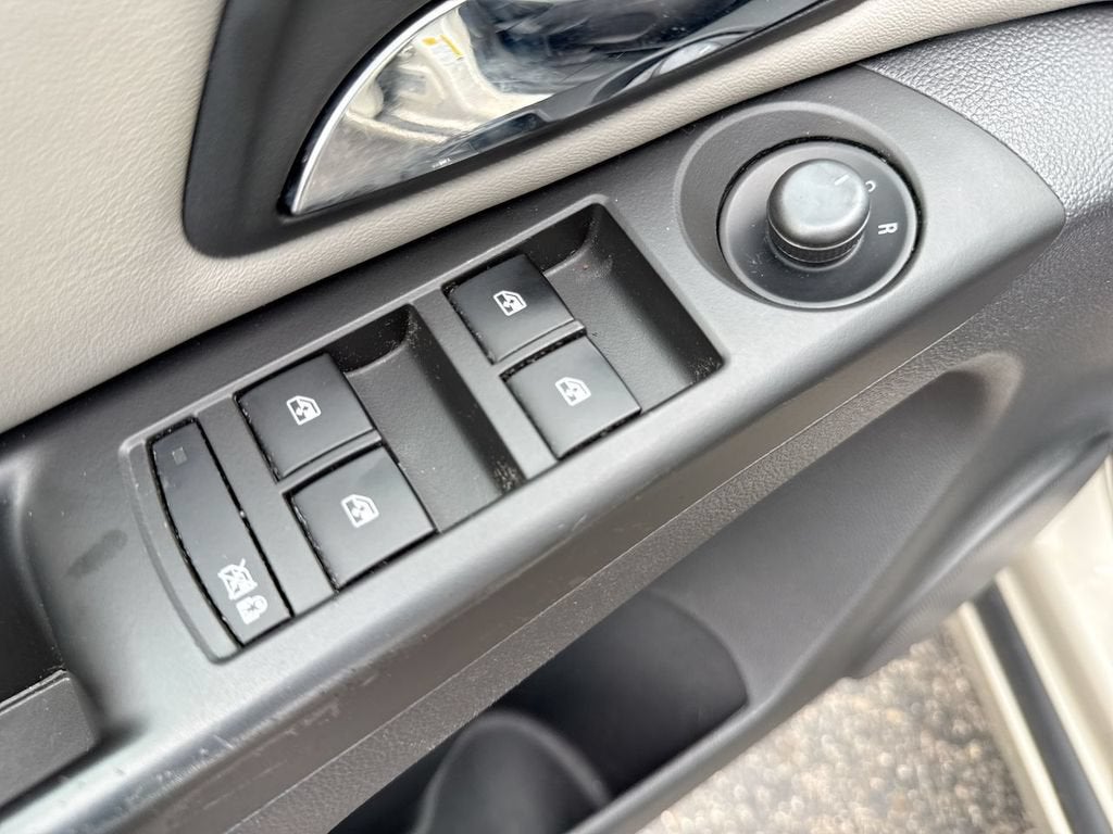 2013 Chevrolet Cruze LS