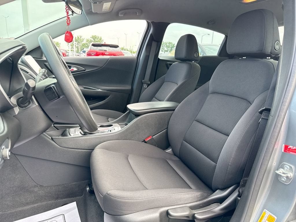 2024 Chevrolet Malibu LS