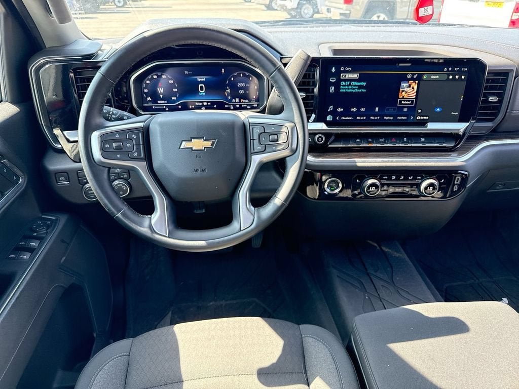 2024 Chevrolet Silverado 1500 LT (2FL)