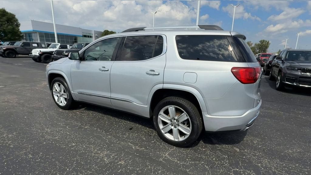 2019 GMC Acadia Denali