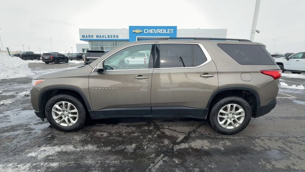 2020 Chevrolet Traverse LT Cloth