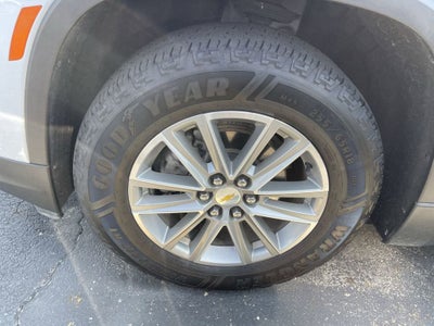 2022 Chevrolet Traverse LT Cloth