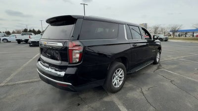 2023 Chevrolet Suburban LT