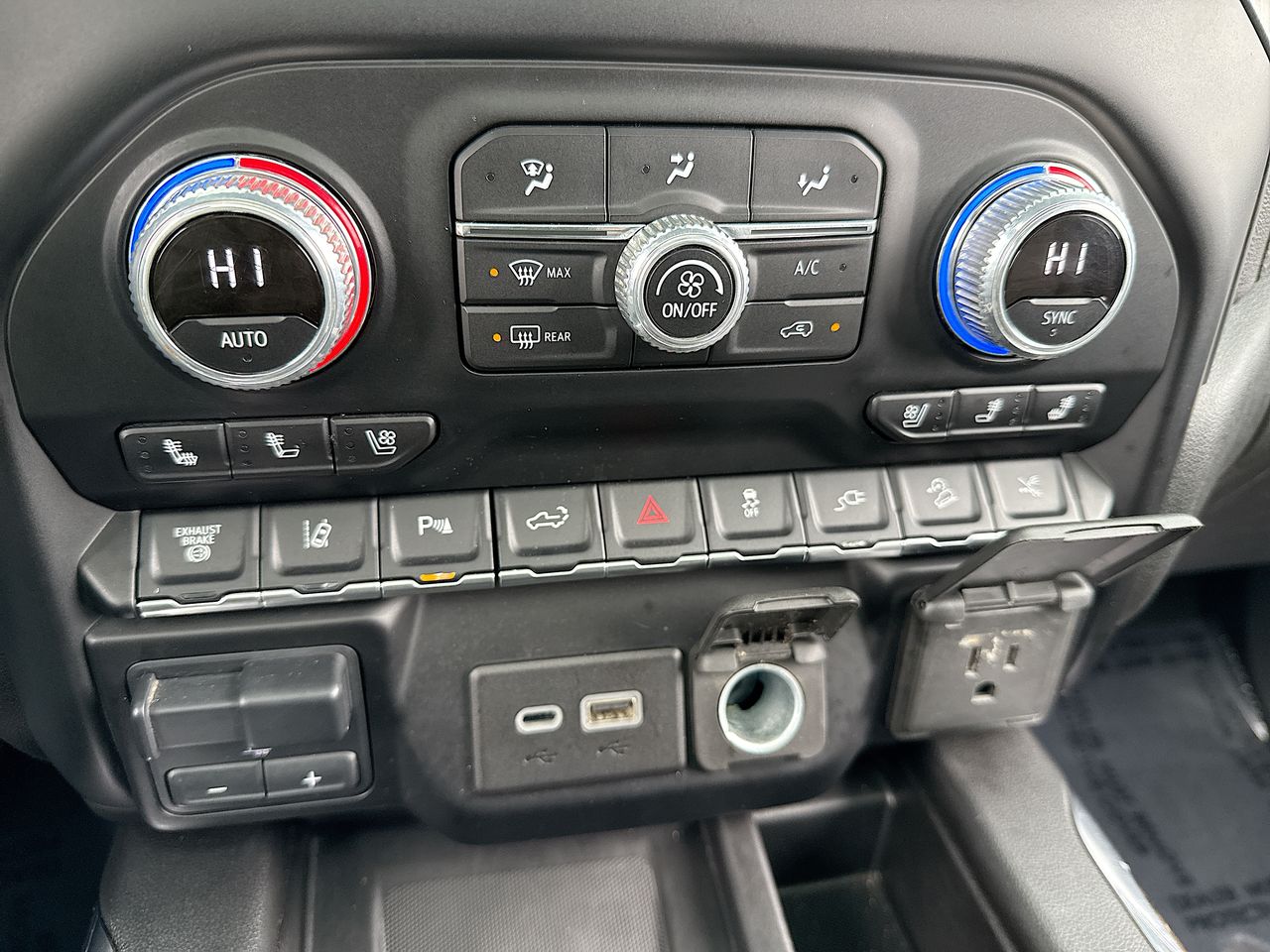 2022 GMC Sierra 3500 HD Denali