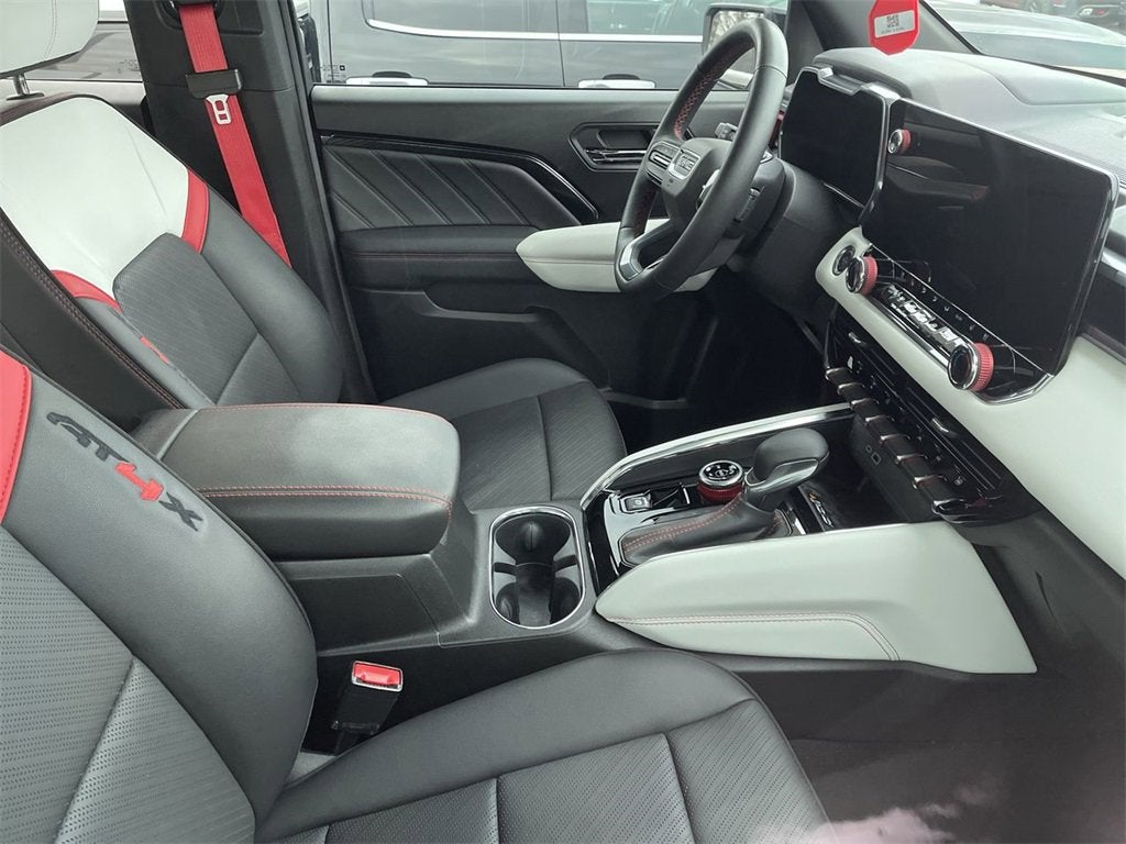 2024 GMC Canyon AT4X