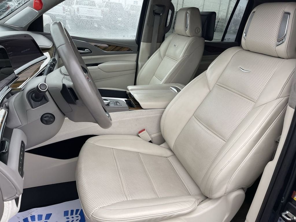 2022 Cadillac Escalade ESV Premium Luxury Platinum