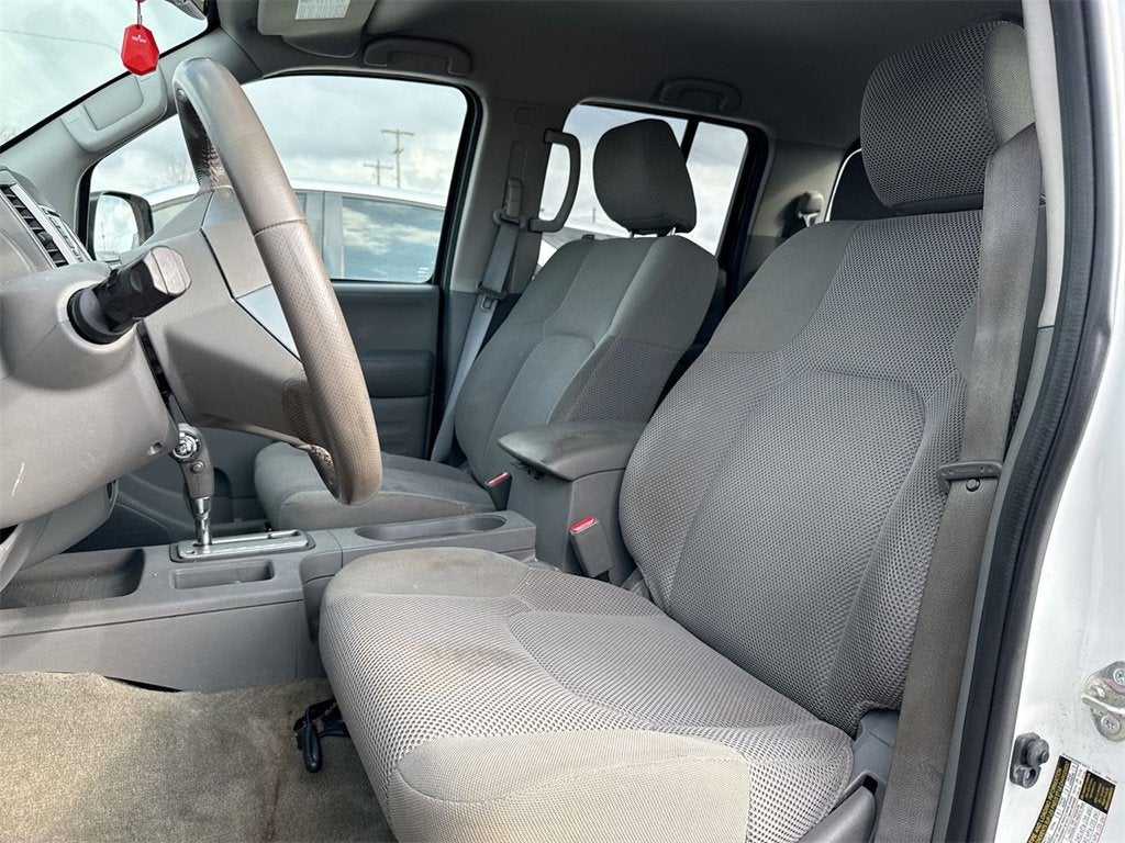 2017 Nissan Frontier SV V6