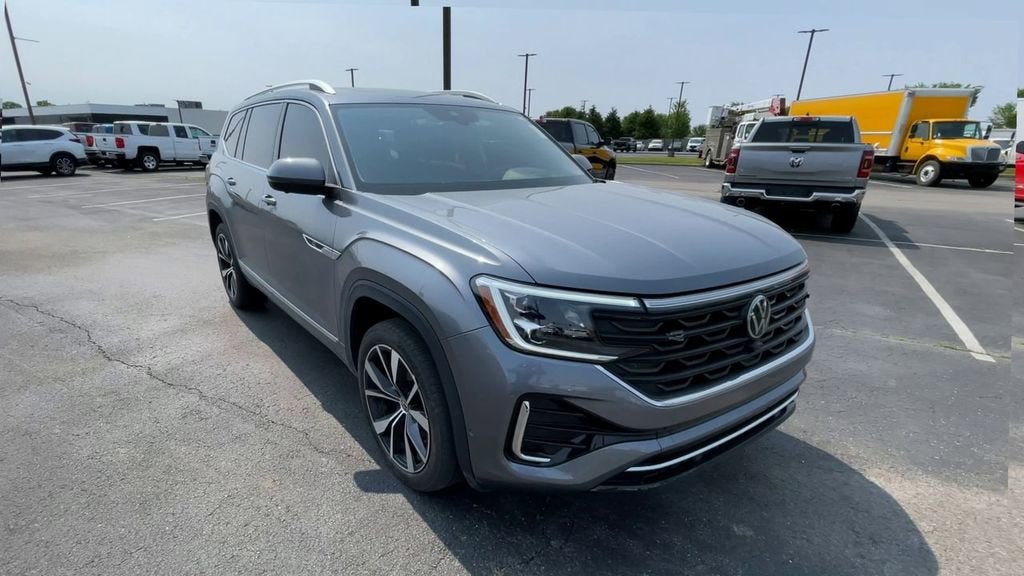 2024 Volkswagen Atlas 2.0T SEL Premium R-Line