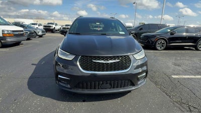 2022 Chrysler Pacifica Touring