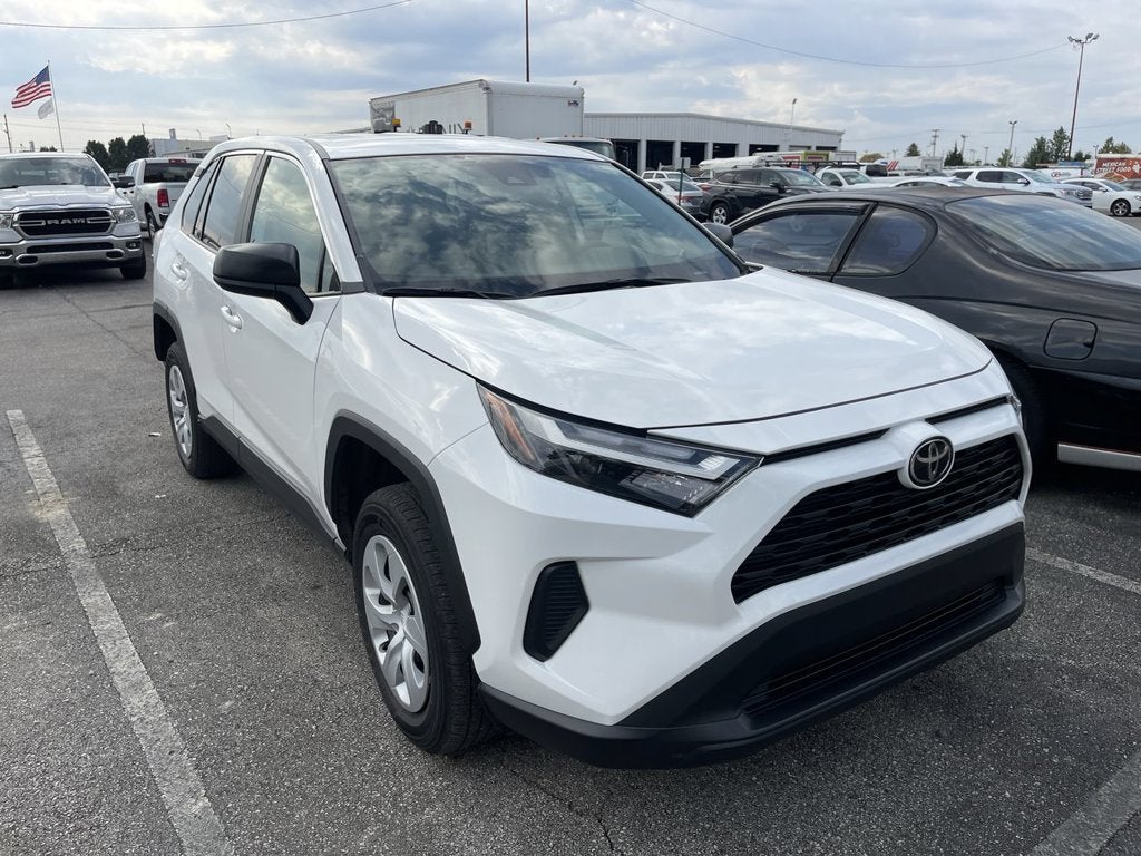 2025 Toyota RAV4 LE