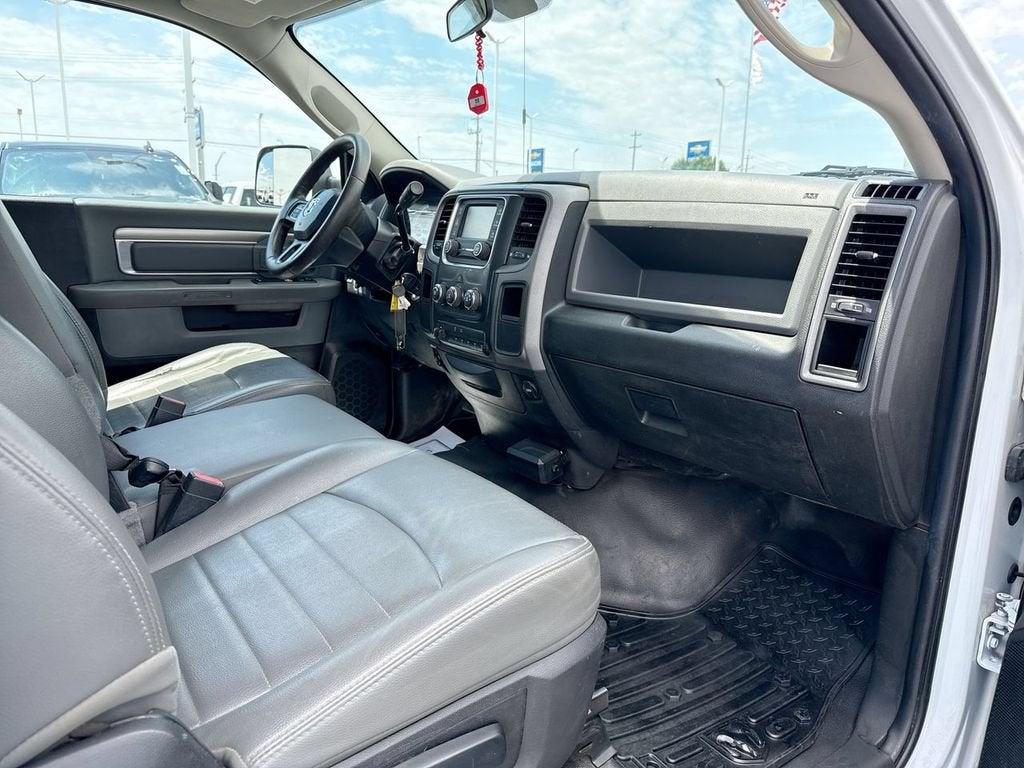 2018 RAM 3500 Chassis Cab Tradesman
