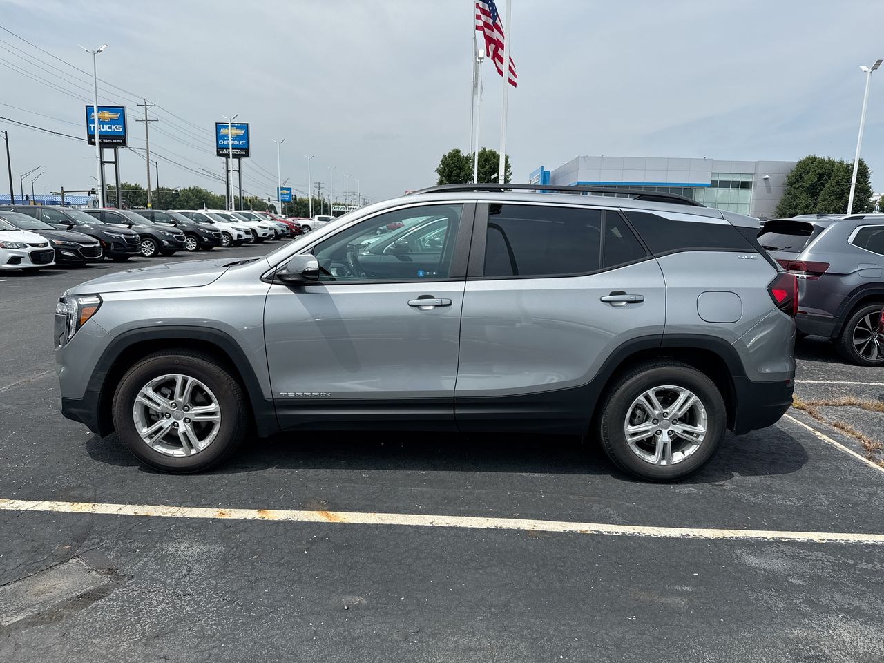 2023 GMC Terrain SLE