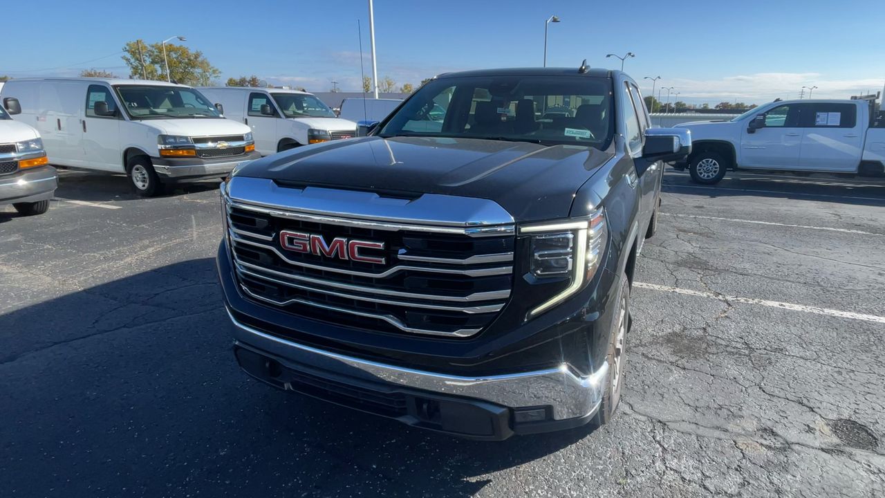2022 GMC Sierra 1500 SLT