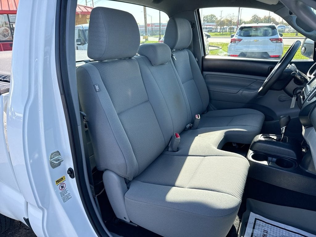 2013 Toyota Tacoma 2WD Regular Cab Standard Bed I4 Manual (Natl)