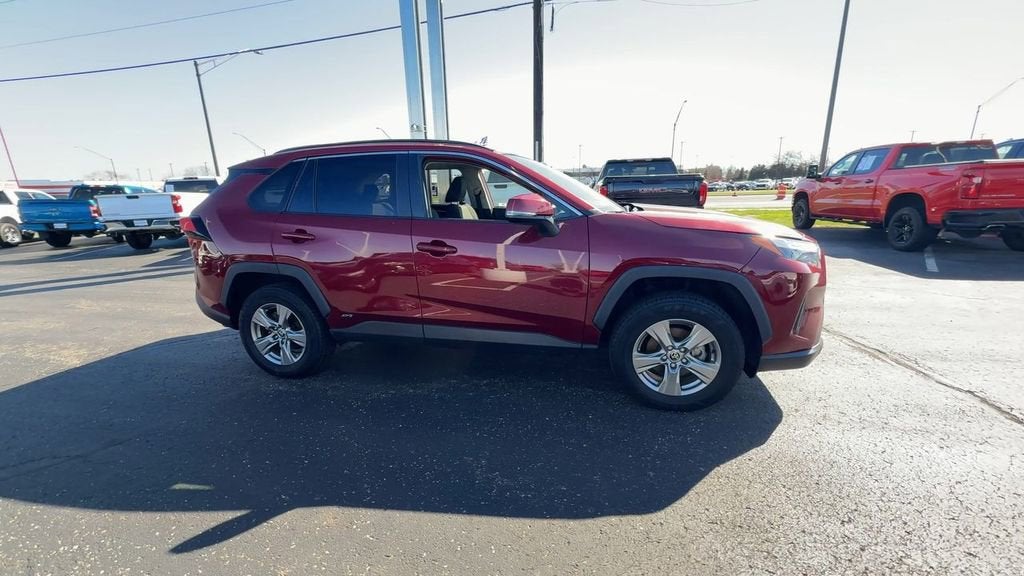 2022 Toyota RAV4 Hybrid XLE