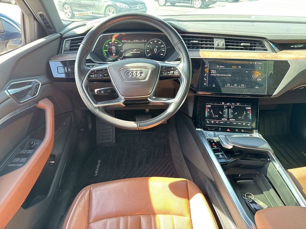 2019 Audi e-tron Premium Plus