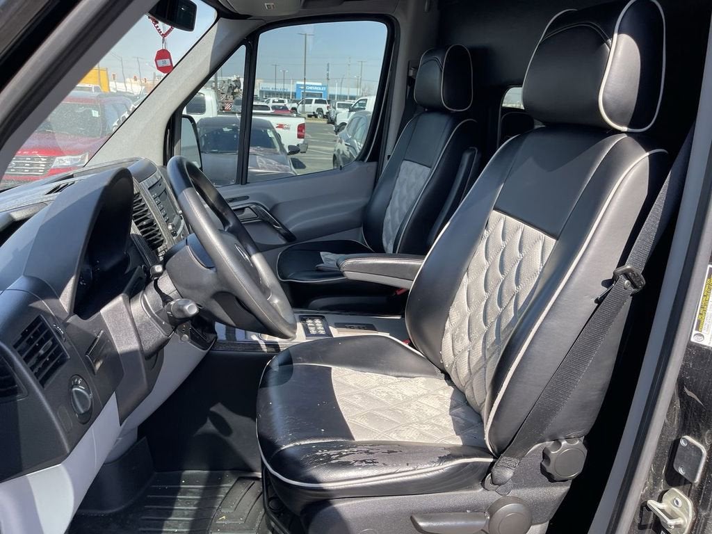 2016 Mercedes-Benz Sprinter Chassis-Cabs 2WD Reg Cab 170" WB