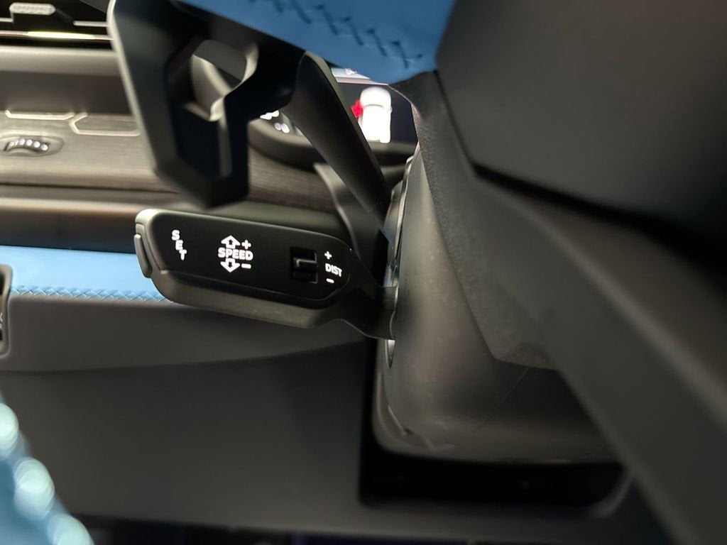 2025 Lamborghini Urus SE