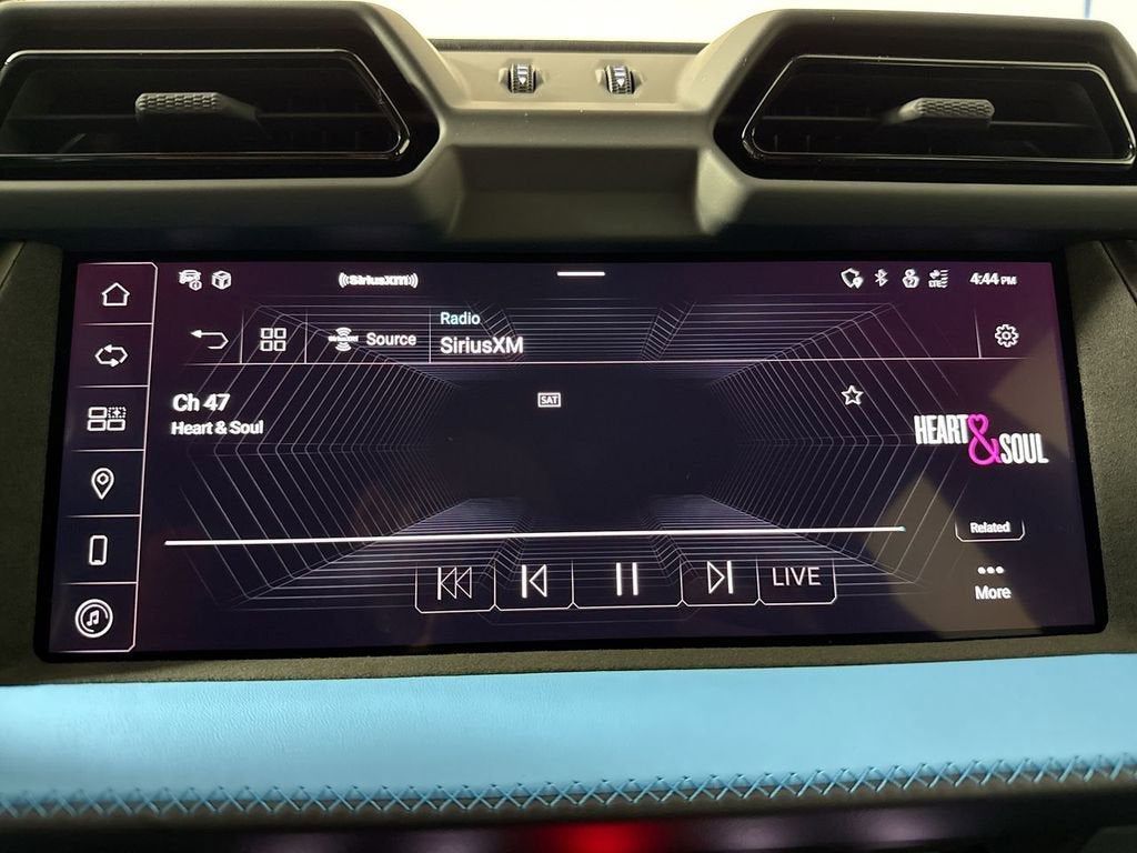 2025 Lamborghini Urus SE