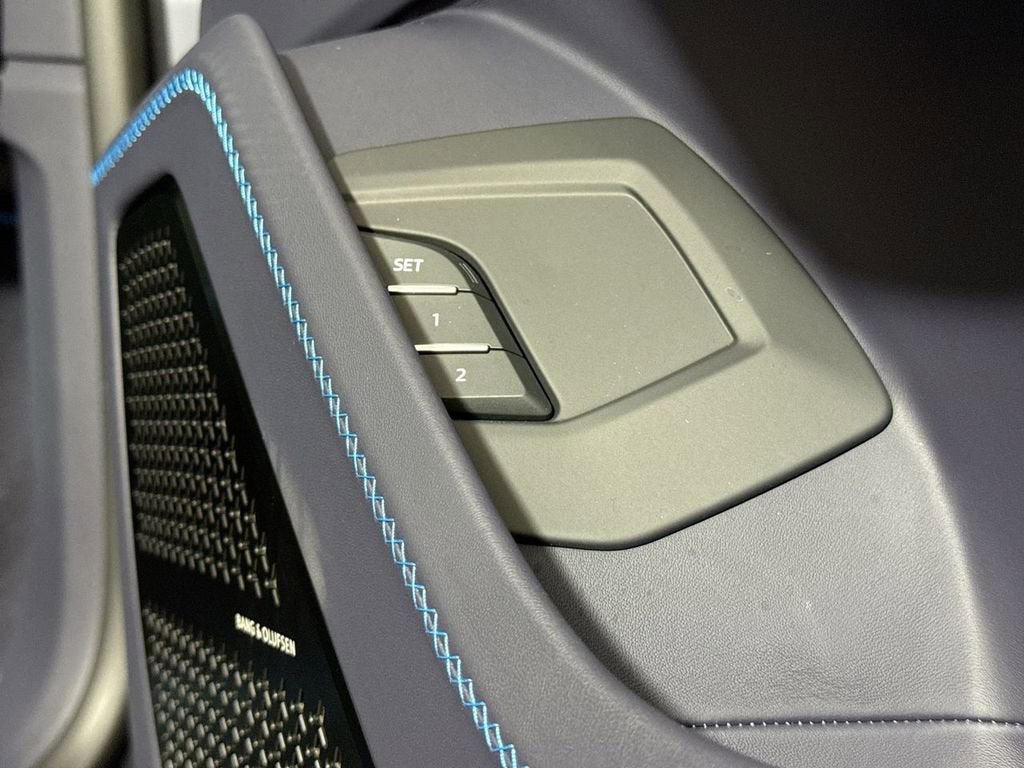 2025 Lamborghini Urus SE