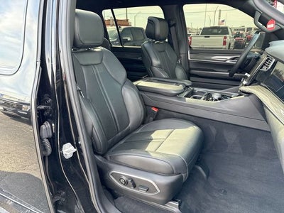 2022 Jeep Wagoneer Series III 4x4