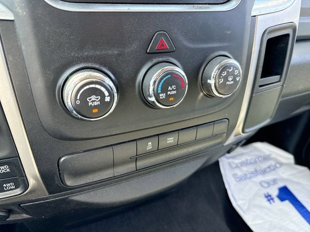 2017 RAM 1500 SLT Quad Cab 4x4 6'4" Box