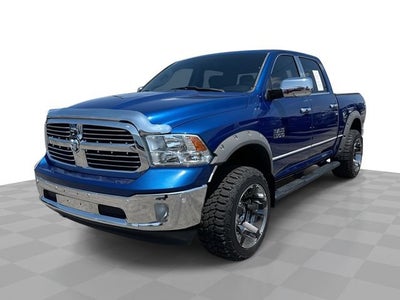 2017 RAM 1500 Big Horn Crew Cab 4x4 5'7" Box