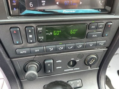 2004 Ford Thunderbird Deluxe