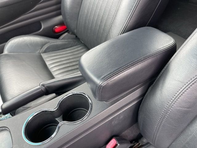 2004 Ford Thunderbird Deluxe