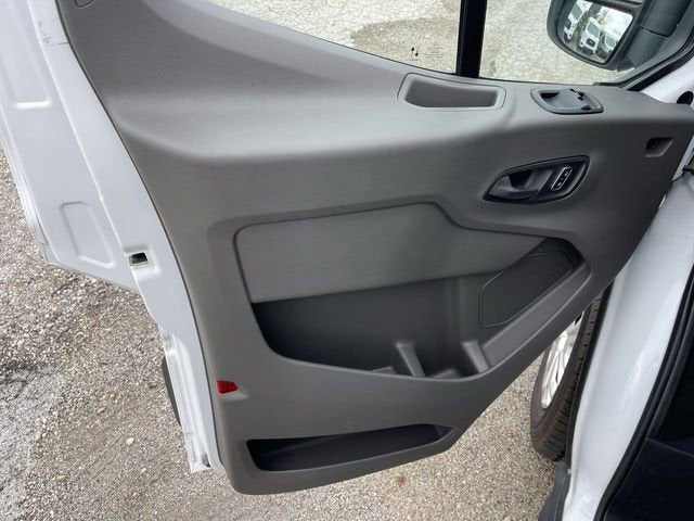 2024 Ford Transit Passenger Wagon XL