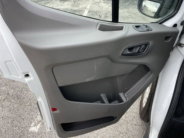 2023 Ford Transit Passenger Wagon XL