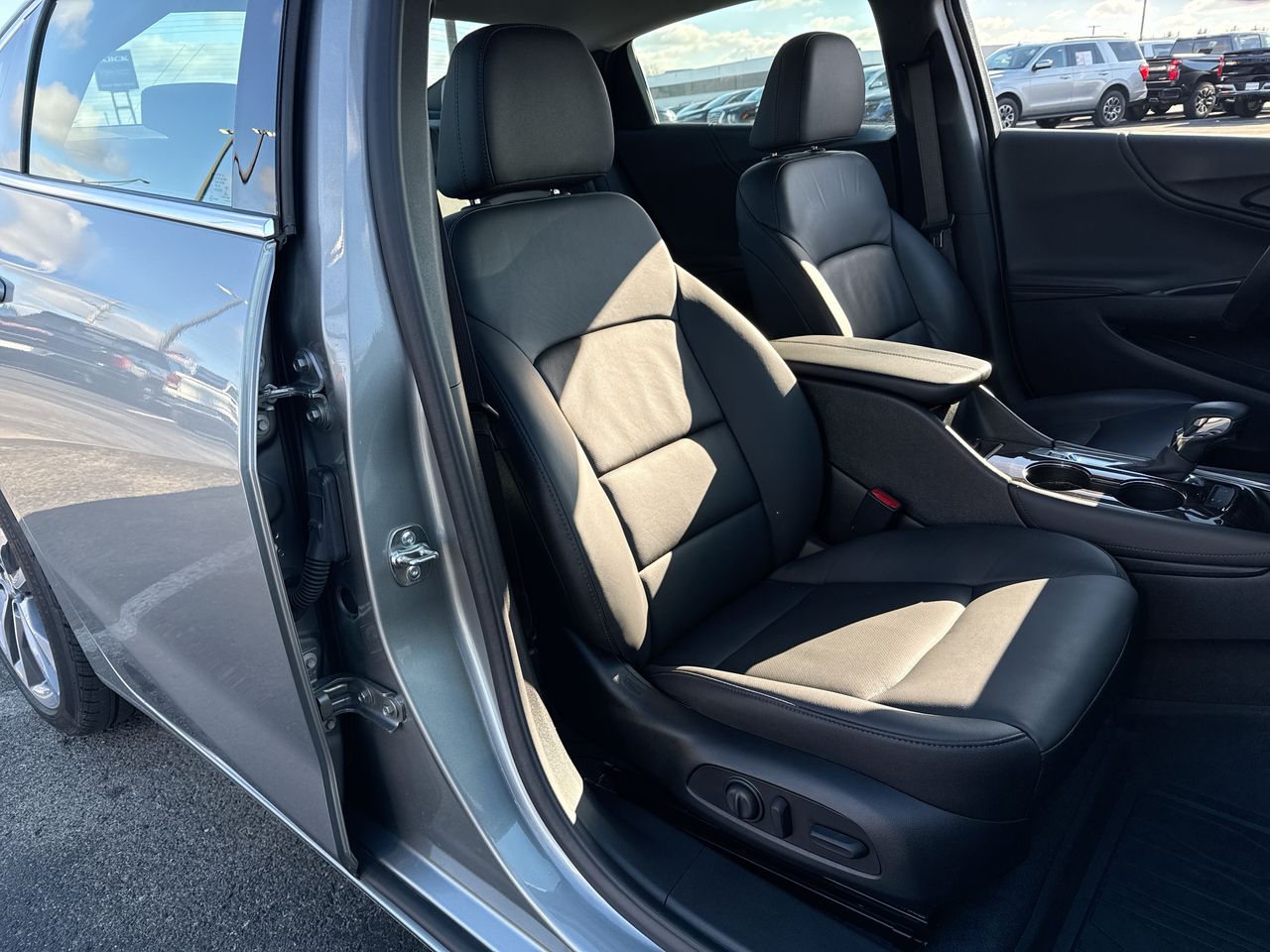 2025 Chevrolet Malibu 2LT