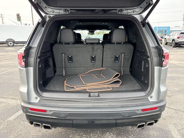 2024 GMC Acadia AT4