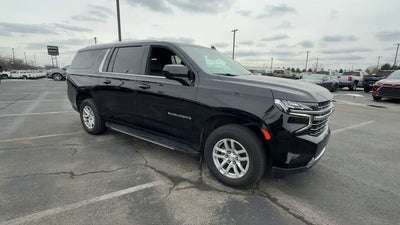 2023 Chevrolet Suburban LT