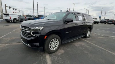 2023 Chevrolet Suburban LT
