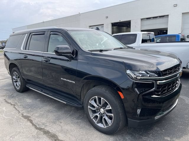 2023 Chevrolet Suburban LS