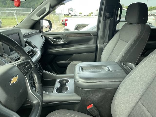 2023 Chevrolet Suburban LS