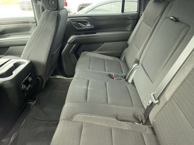 2023 Chevrolet Suburban LS