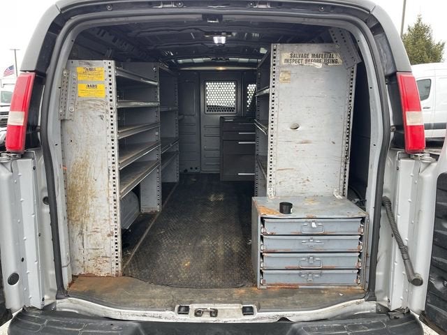 2016 GMC Savana Cargo 2500 2500 Regular Wheelbase Rear-Wheel Drive