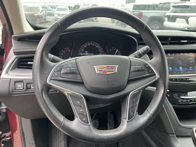 2017 Cadillac XT5 Luxury FWD