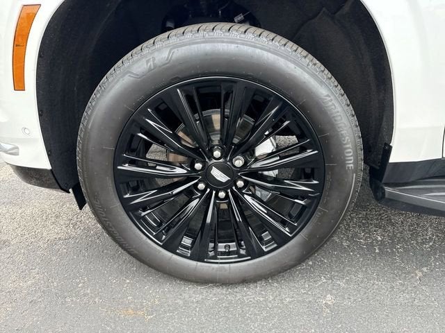 2025 Cadillac Escalade Luxury