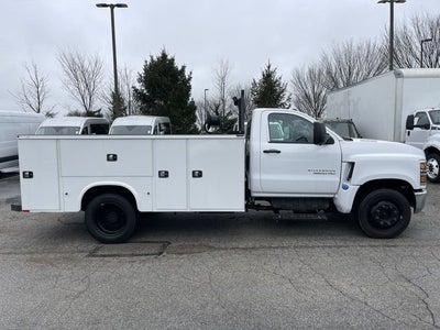 2023 Chevrolet Silverado 5500 HD Work Truck